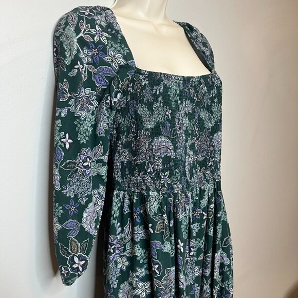 Marine Layer "Ivy" Paisley Smocked Dress (S) - Picture 5 of 9